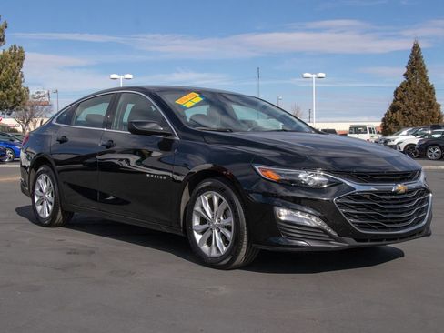 Used 2024 Chevrolet Malibu LT image 1