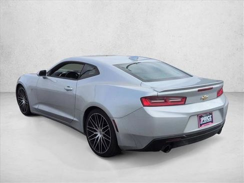 Used 2018 Chevrolet Camaro LT w/ RS Package image 7