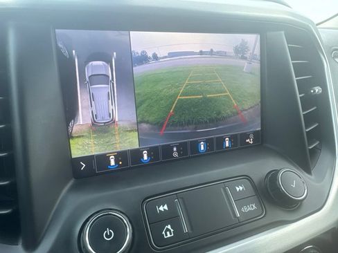 Used 2020 GMC Acadia SLT w/ Premium Package FWD image 18