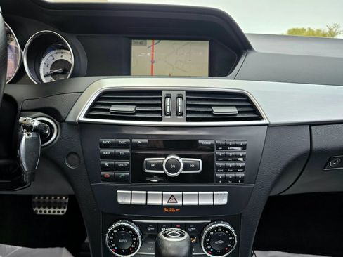Used 2013 Mercedes-Benz C 250 Sedan image 31