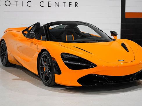 Used 2022 McLaren 720S Performance image 35