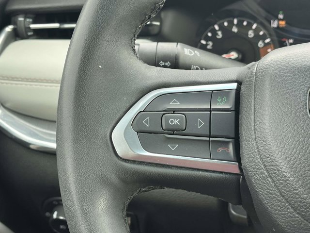 Used 2023 Jeep Compass Limited AWD/4WD image 26
