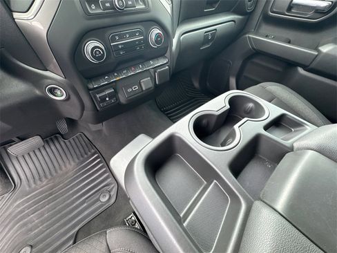 Used 2024 Chevrolet Silverado 1500 Custom Trail Boss image 32