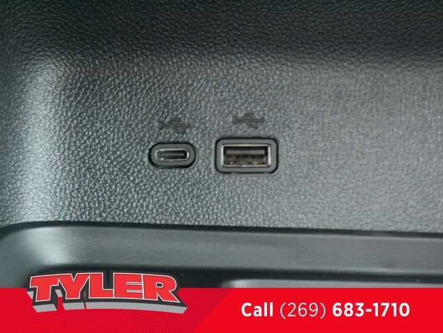 New 2027 Chevrolet Traverse LT w/ Driver Confidence Package AWD/4WD image 32