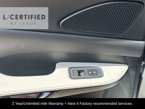 Used 2025 Lexus RX 350 Premium w/ Convenience Package FWD image 13