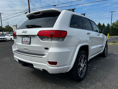 Used 2019 Jeep Grand Cherokee Overland image 5