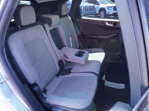 Used 2021 Ford Escape SE w/ SE Sport Appearance Package FWD image 9