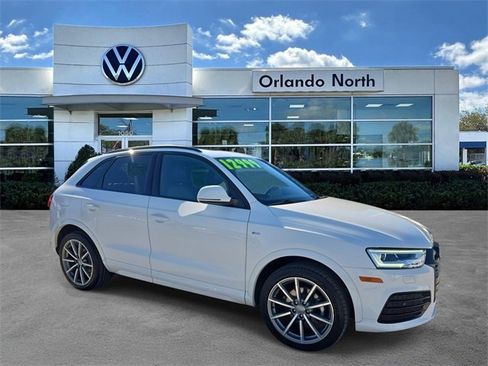 Used 2017 Audi Q3 2.0T Prestige w/ Prestige Package image 1