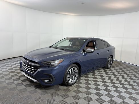 Used 2025 Subaru Legacy Touring XT w/ Popular Package #2 AWD/4WD image 2