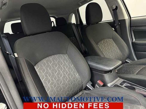 Used 2025 Mitsubishi Outlander Sport LE AWD/4WD image 20