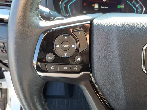 Used 2023 Honda Odyssey Touring image 25