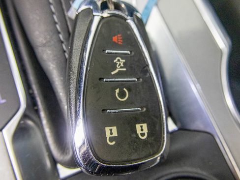 Used 2020 Chevrolet Blazer LT image 30