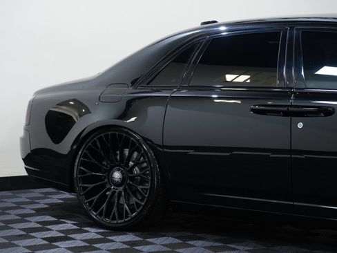 Used 2020 Rolls-Royce Ghost RWD image 15