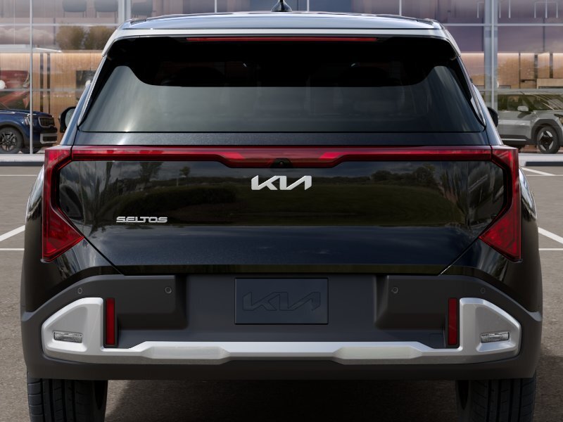 New 2027 Kia Seltos LX FWD image 13