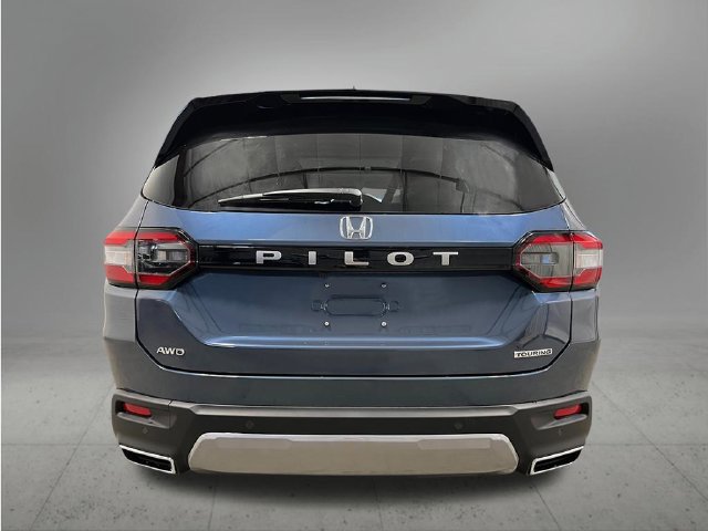 New 2026 Honda Pilot Touring image 4