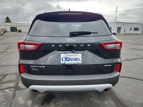 Used 2023 Ford Escape Active w/ Tech Pack #2 image 6