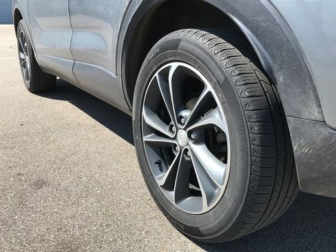 Used 2020 Buick Encore GX Essence AWD/4WD image 12