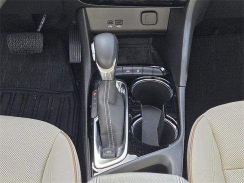 Used 2024 Buick Encore GX Avenir w/ Avenir Technology Package image 11