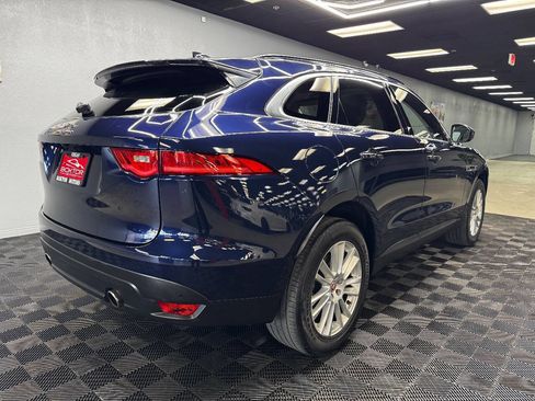 Used 2017 Jaguar F-PACE Prestige image 12