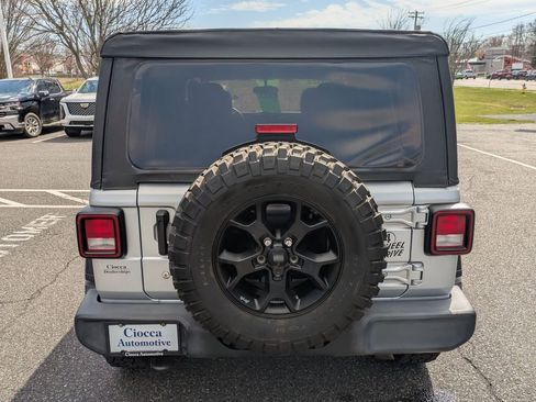 Used 2022 Jeep Wrangler Unlimited Sport image 6