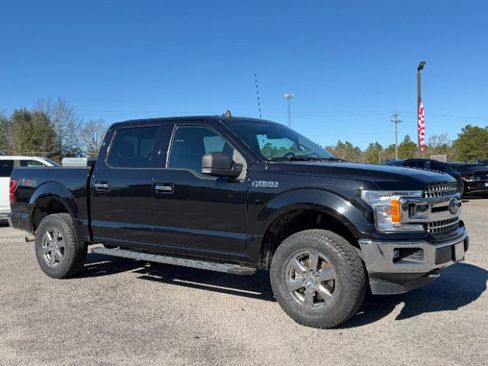 Used 2019 Ford F150 XLT w/ Equipment Group 302A Luxury image 14