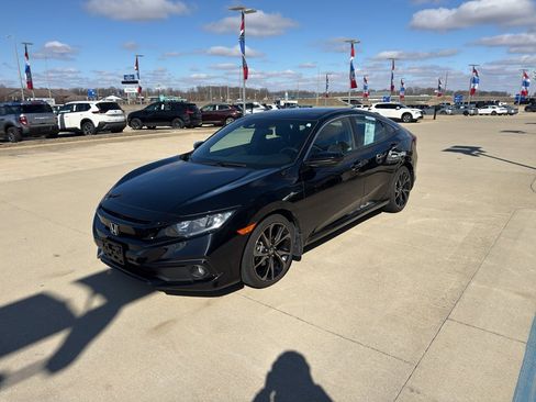 Used 2019 Honda Civic Sport image 1
