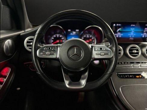 Used 2020 Mercedes-Benz GLC 300 4MATIC image 46