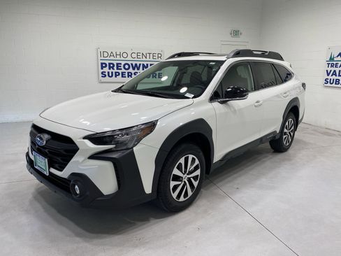 Used 2025 Subaru Outback Premium w/ Popular Package #1A AWD/4WD image 4