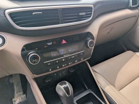 Used 2021 Hyundai Tucson Limited FWD image 21
