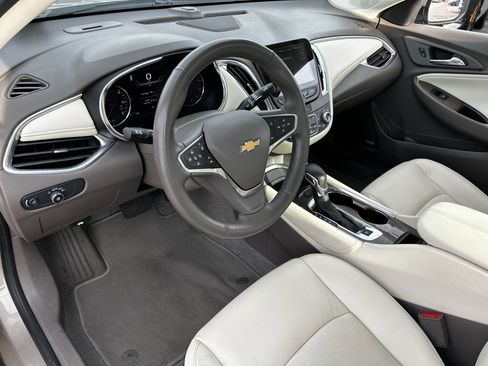 Used 2024 Chevrolet Malibu LT image 18