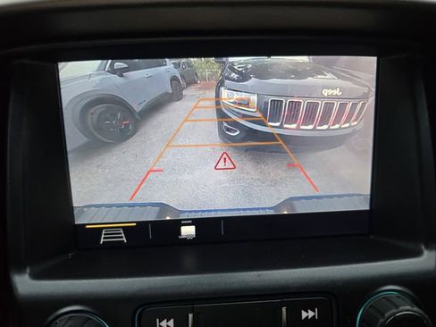 Used 2022 Chevrolet Colorado Z71 w/ LPO, Power Package image 6