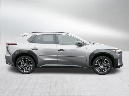 Certified 2023 Toyota bZ4X Limited image 8