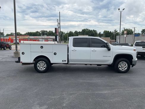 Used 2021 Chevrolet Silverado 2500 LT AWD/4WD image 6
