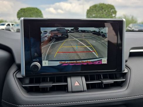 Used 2025 Toyota RAV4 LE image 22