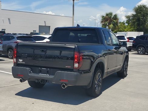 Used 2024 Honda Ridgeline Sport image 6