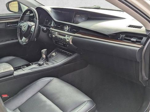 Used 2016 Lexus ES 350 w/ Premium Package w/Wood Trim image 25