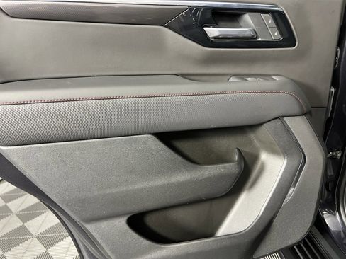 Used 2025 Chevrolet Tahoe RST image 29