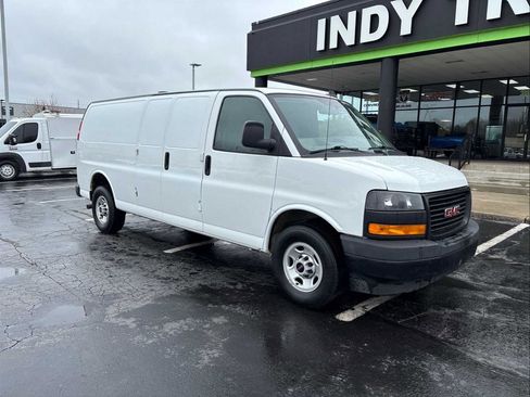 Used 2023 GMC Savana 2500 Extended w/ Driver Convenience Package RWD image 2