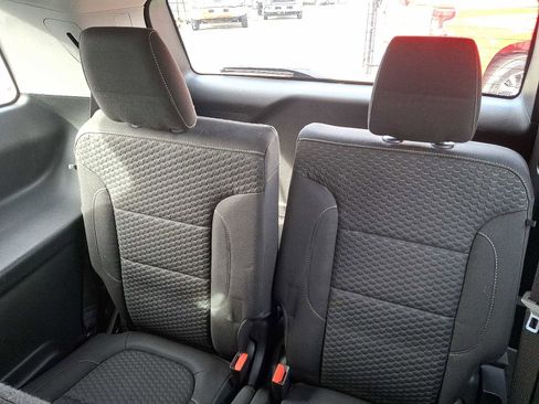 Certified 2018 GMC Acadia SLE image 11