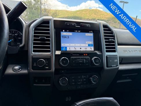 Used 2017 Ford F350 Lariat w/ Lariat Ultimate Package AWD/4WD image 15