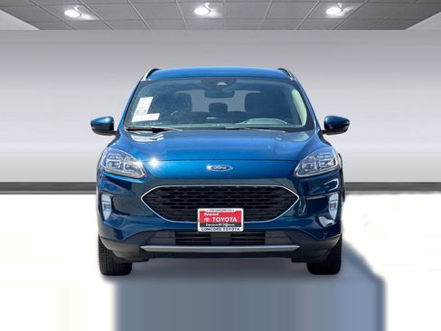 Used 2020 Ford Escape Titanium AWD/4WD image 6