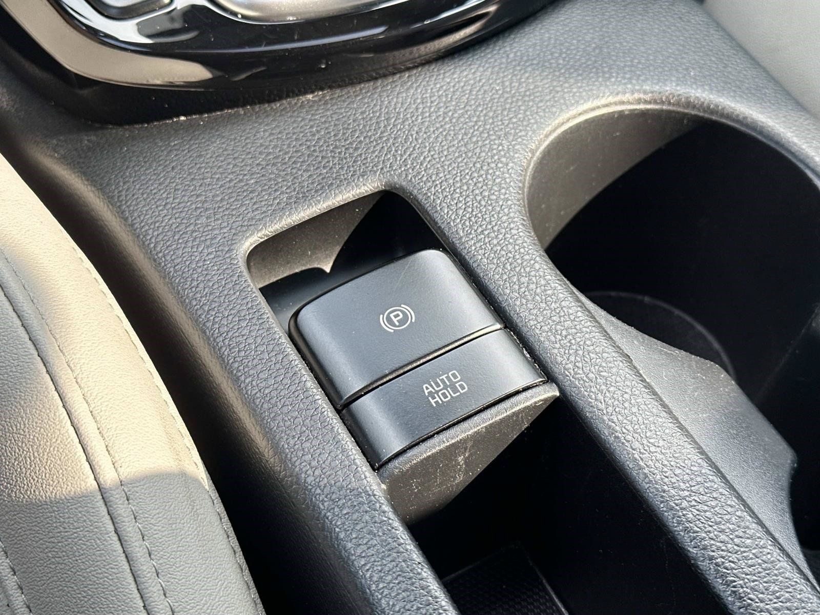 Used 2022 Kia Seltos SX w/ Sunroof Package AWD/4WD image 33