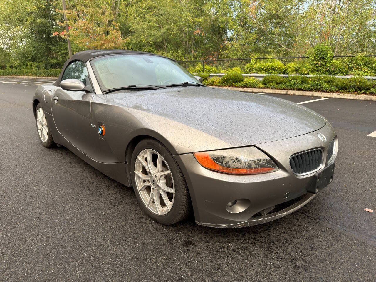 Used 2004 BMW Z4 2.5i RWD image 3