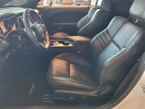 Used 2023 Dodge Challenger SRT Hellcat image 4