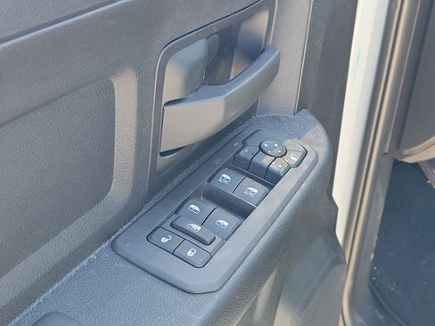 New 2026 RAM 3500 Tradesman AWD/4WD image 17