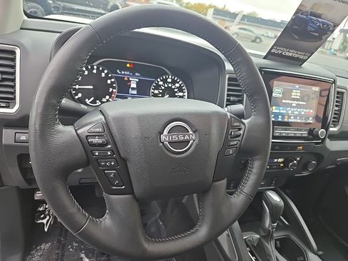 Certified 2024 Nissan Frontier SV w/ Hardbody Edition image 14