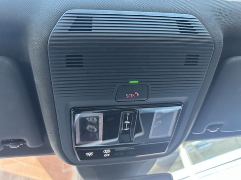 Used 2021 Volkswagen ID.4 1st Edition image 27