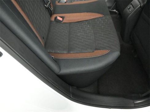 Used 2023 Nissan Kicks SR image 25