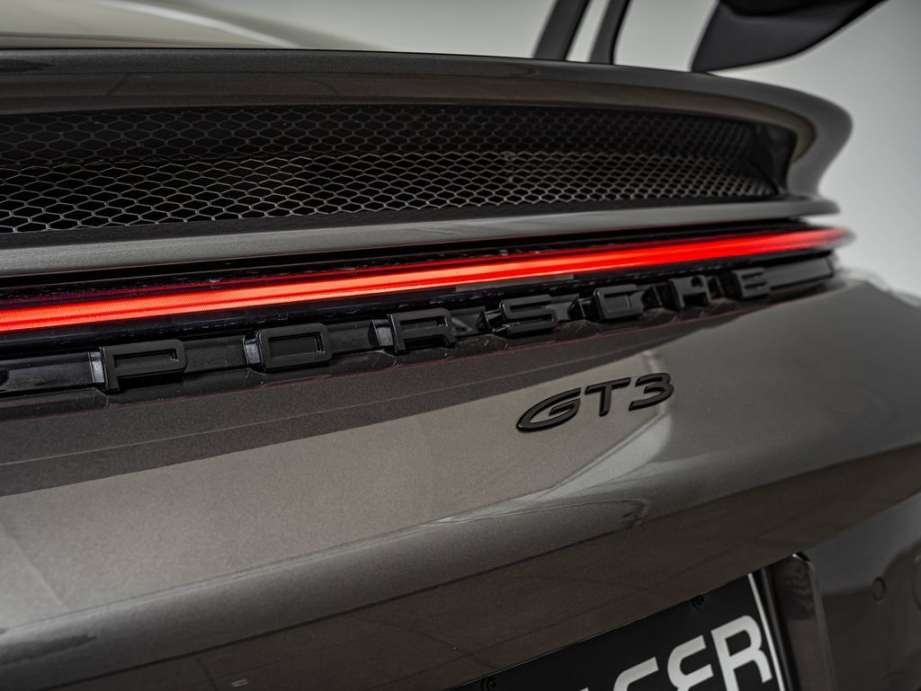Certified 2022 Porsche 911 GT3 RWD image 28