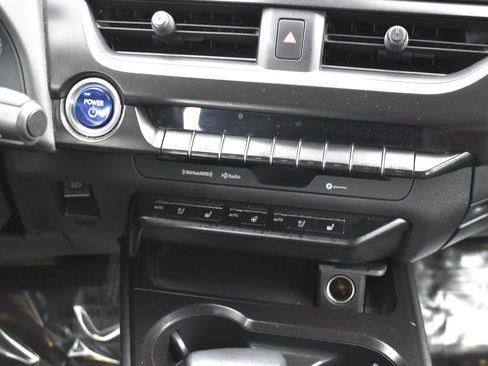 Used 2020 Lexus UX 250h w/ Premium Package image 22